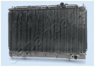 Радиатор, охлаждение двигателя JAPANPARTS RDA163022