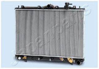 Радиатор, охлаждение двигателя JAPANPARTS RDA283067
