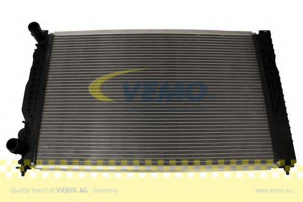 Радиатор, охлаждение двигателя VEMO V10-60-0001
