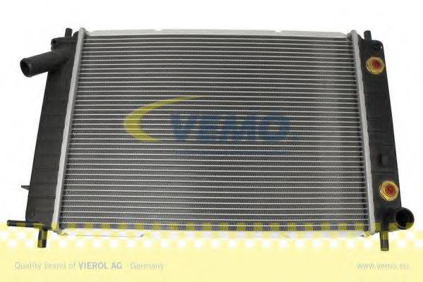 VEMO V25600017 Радиатор, охлаждение двигателя