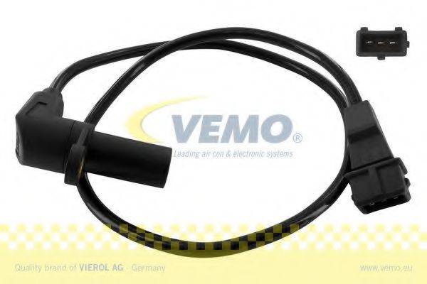VEMO V40720304 Датчик импульсов; Датчик, частота вращения; Датчик импульсов, маховик; Датчик частоты вращения, управление двигателем