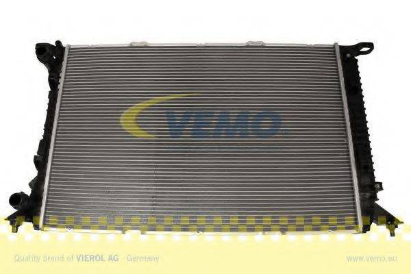 VEMO V15606038 Радиатор, охлаждение двигателя