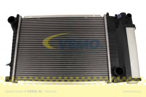 Радиатор, охлаждение двигателя VEMO V20-60-1500